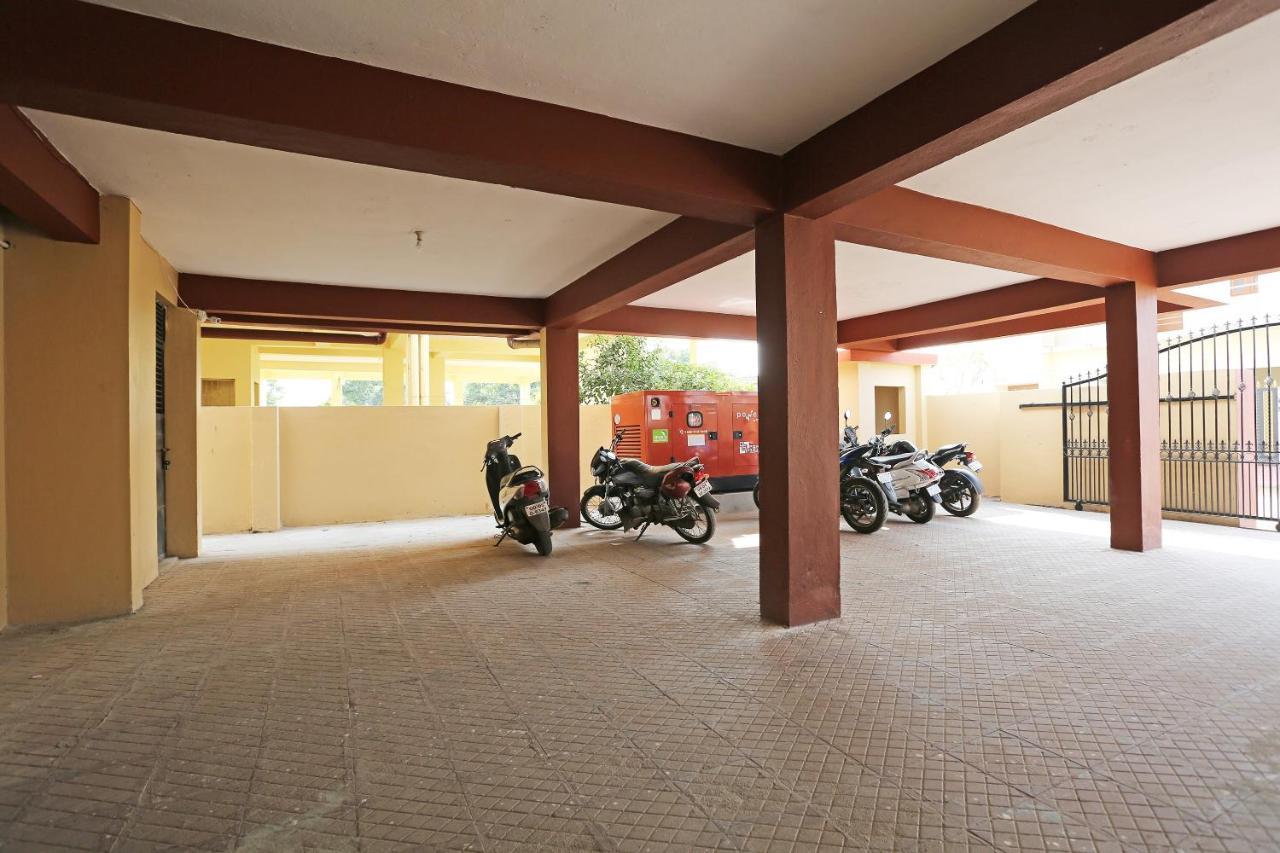 Oyo 17276 The Maple Tree Hotels Μπουμπάνεσβαρ Εξωτερικό φωτογραφία