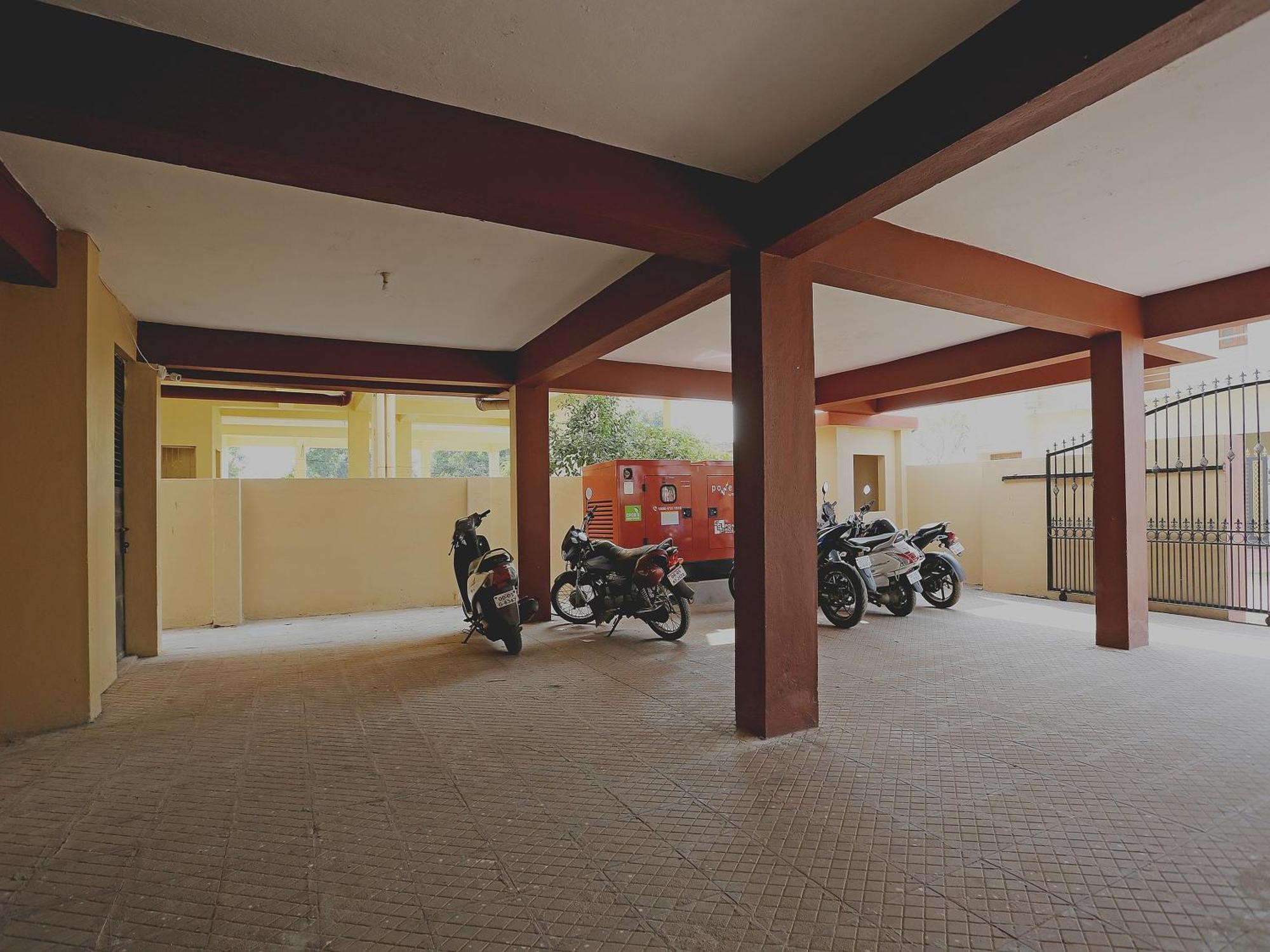 Oyo 17276 The Maple Tree Hotels Μπουμπάνεσβαρ Εξωτερικό φωτογραφία